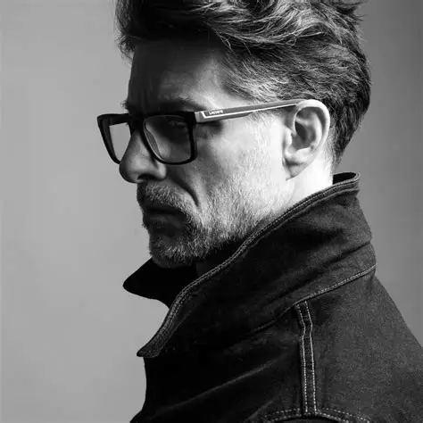 Martin Rondeau Martin Rondeau